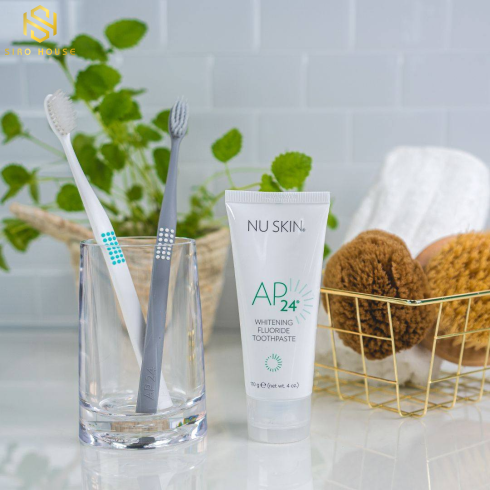 Kem Đánh Răng AP24 NUSKIN Trắng Sáng Whitening Fluoride Toothpaste 110gr
