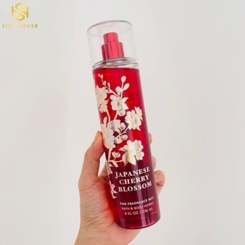 BATH & BODY WORKS JAPANESE CHERRY BLOSSOM MIST 236ML.