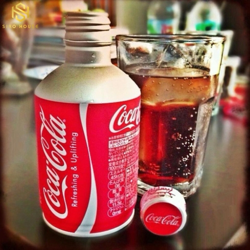 Nước ngọt COCA COLA Refreshing & Uplifting Nhật