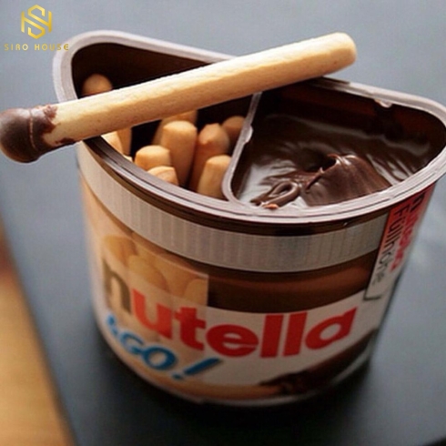 BÁNH HẠT DẺ CHẤM SOCOLA NUTELLA- MỸ