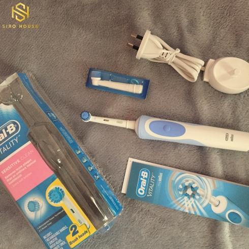 Bàn chải đánh răng điện ORAL-B Vitality Sensitive Clean