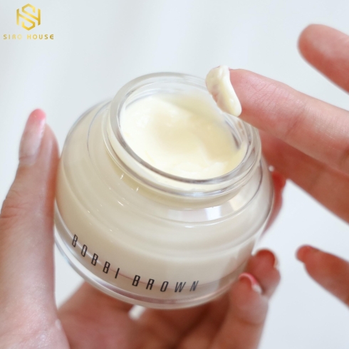 Kem Lót Dưỡng Ẩm Da Bobbi Brown Vitamin Enriched Face Base 50Ml