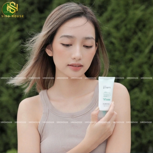 Kem Chống Nắng Nâng Tone, Kiềm Dầu, Dưỡng Ẩm Make P:rem UV Defense Me Sun Cream SPF50+/PA++++ 50ml
