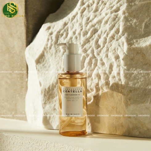 Dầu tẩy trang SKIN1004 Madagascar Centella Light Cleansing Oil 200mL