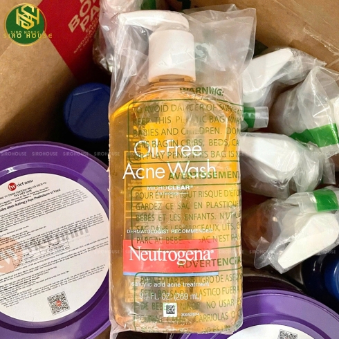 Sữa rửa mặt NEUTROGENA Oil-Free Acne Wash bưởi hồng 198ml