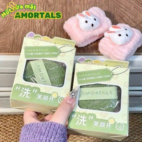 Set 3 Miếng Mút Bọt Biển Rửa Mặt Dạng Giọt Nước AMORTALS