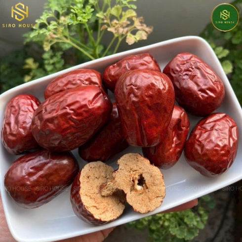 Táo đỏ Tân Cương thượng hạng MEDINA 1kg size 60-70 trái 